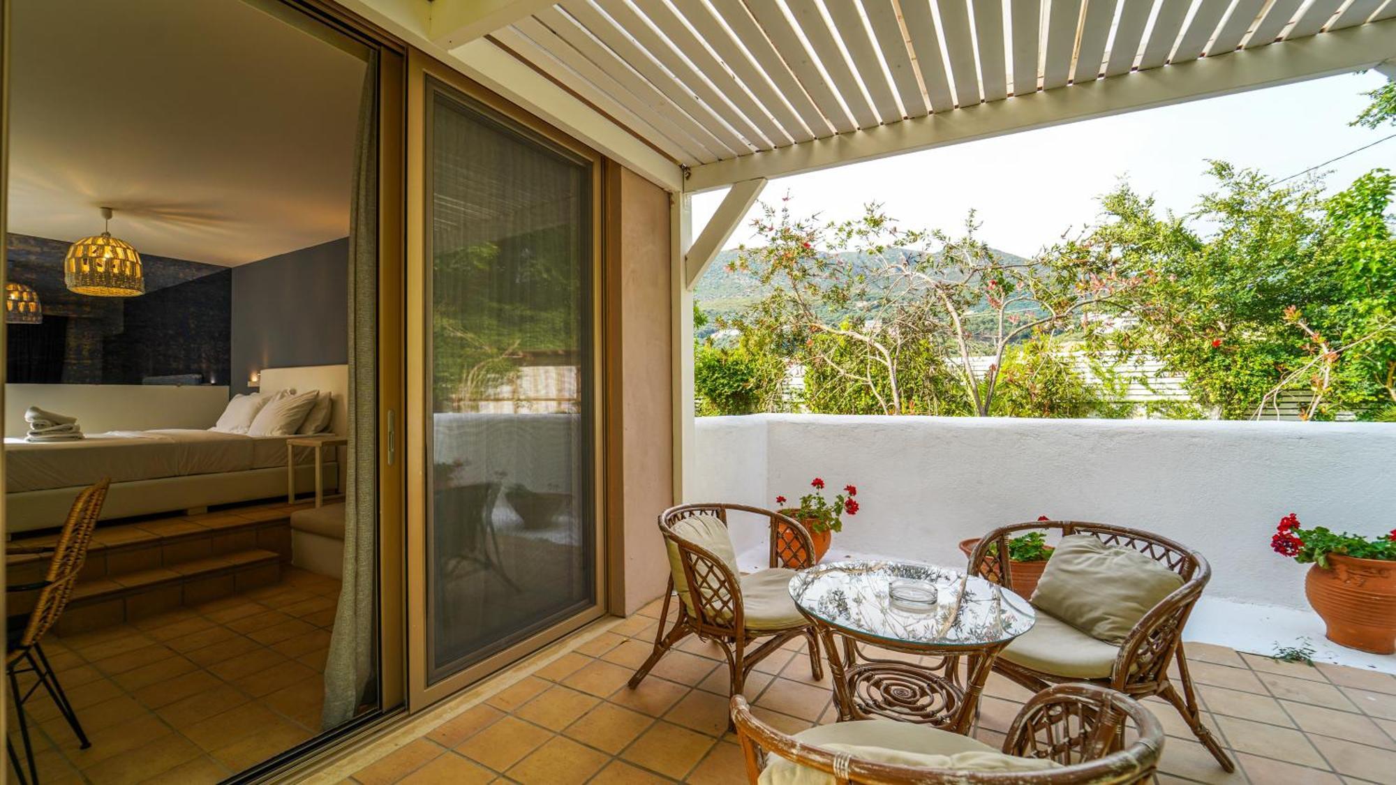 Cape North West Hotel Parga Exterior photo